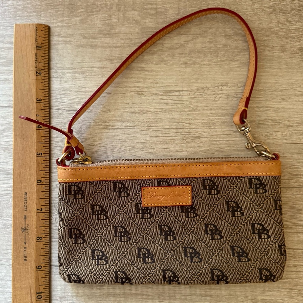 Dooney & Bourke Wristlet - Picture 4 of 9